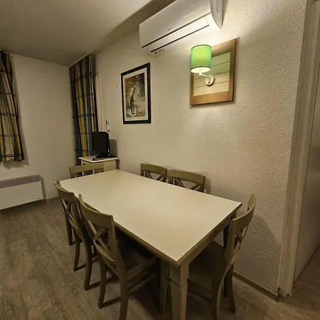 Apartment 6 Pers A St Raphael Avec Piscine